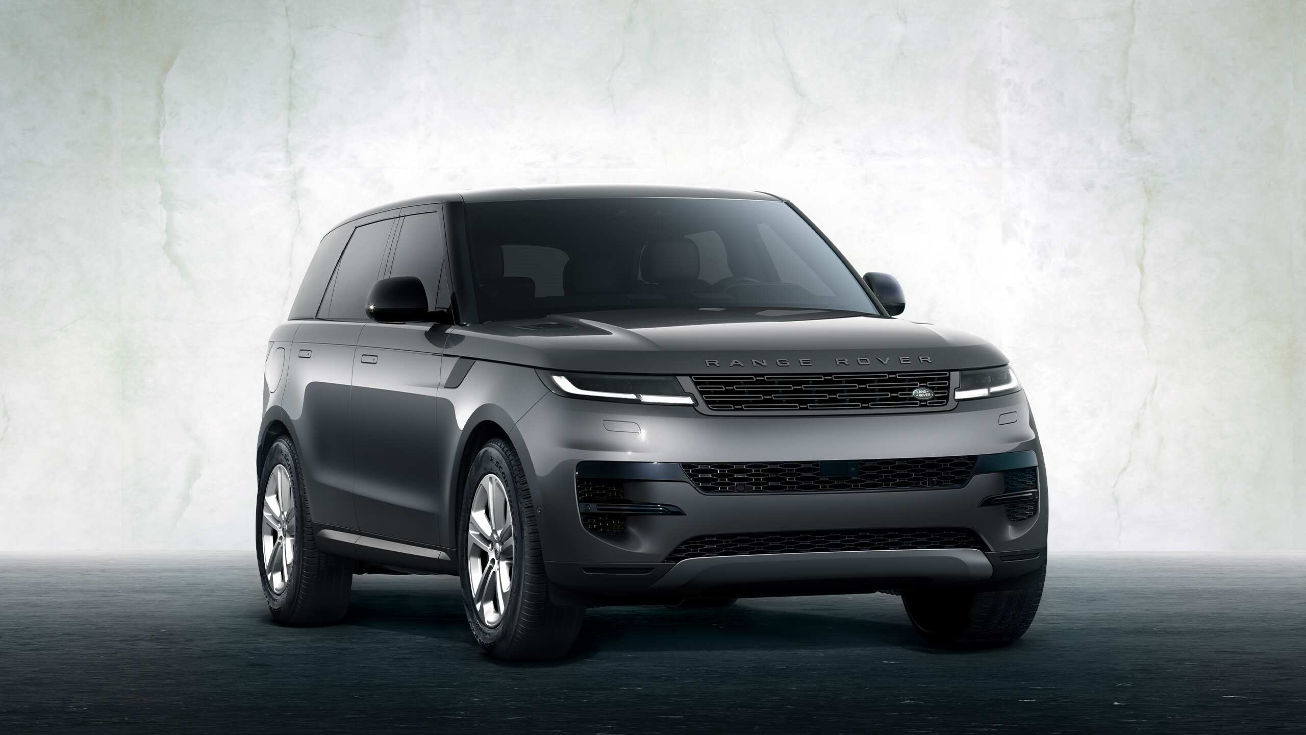 Range Rover Sport in black front side view
