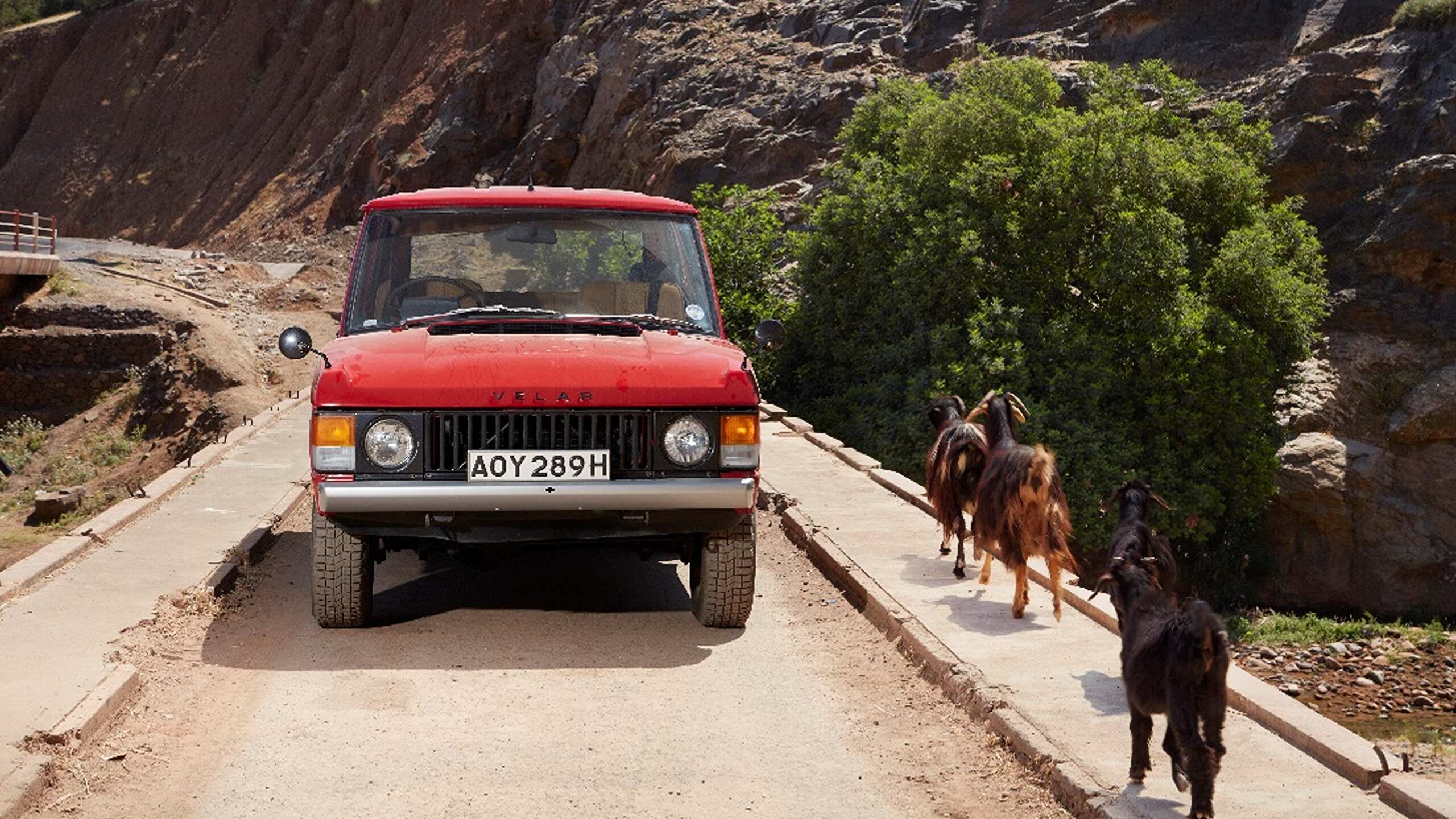 Old Range Rover Velar