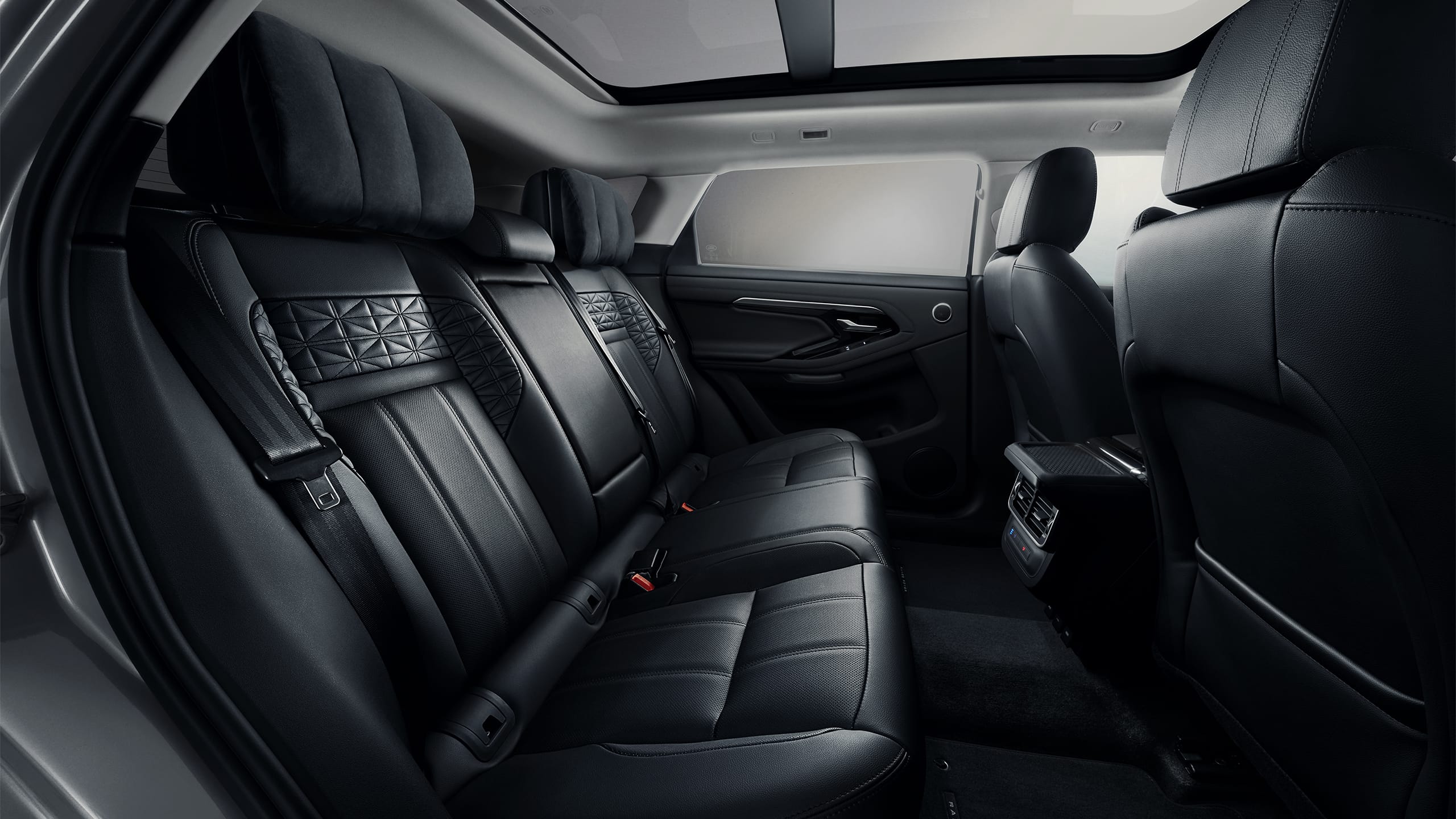 Range Rover Ample Rear Space
