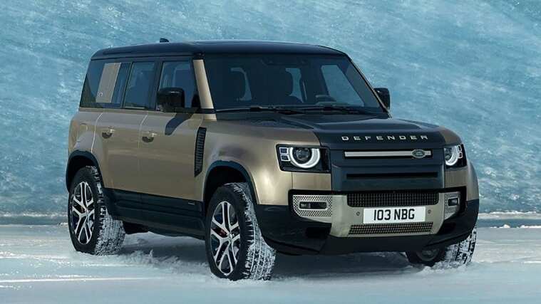 Land Rover Defender in snow