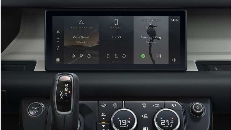 Land Rover interior screen information