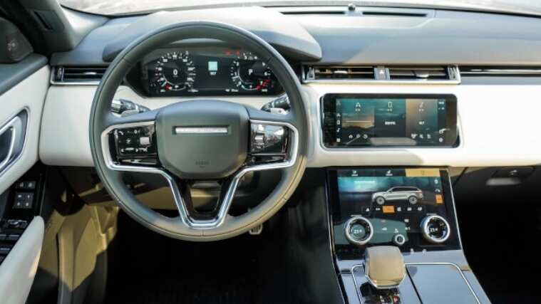 Range Rover steering wheel interior