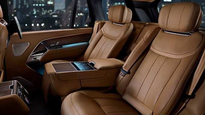 Land Rover backseats details