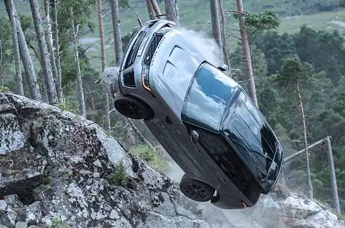 Range Rover Sport SVR Featured In 007 Movie