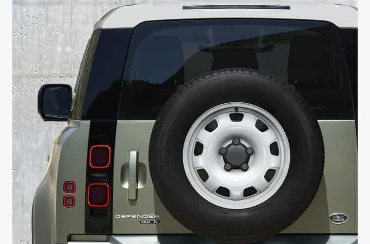 Range Rover Defender exterior