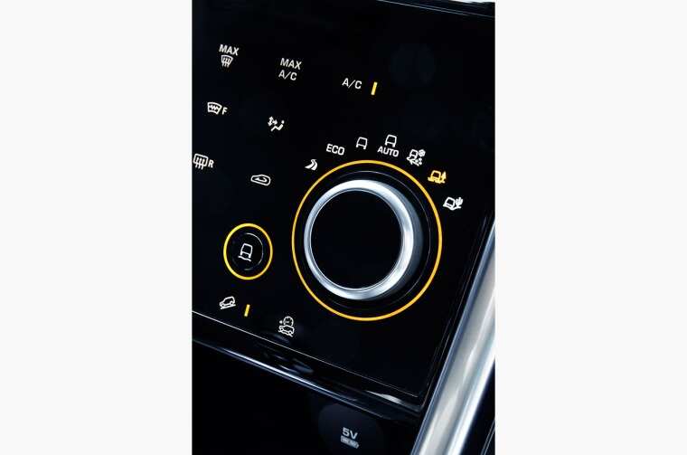 Land Rover drive mode dial