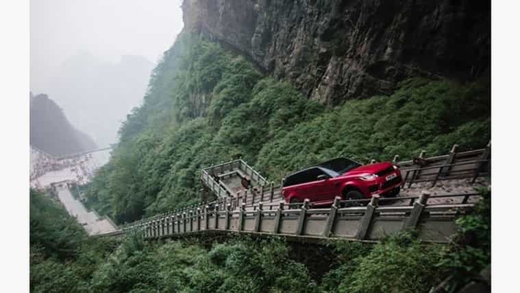 Range Rover Sport Climbs The 999 Steps Of Tianmen Cave