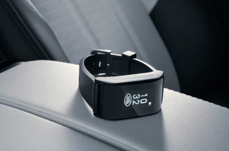 The Second Generation Smart Key Bracelet With High-Definition OLED Touch Screen